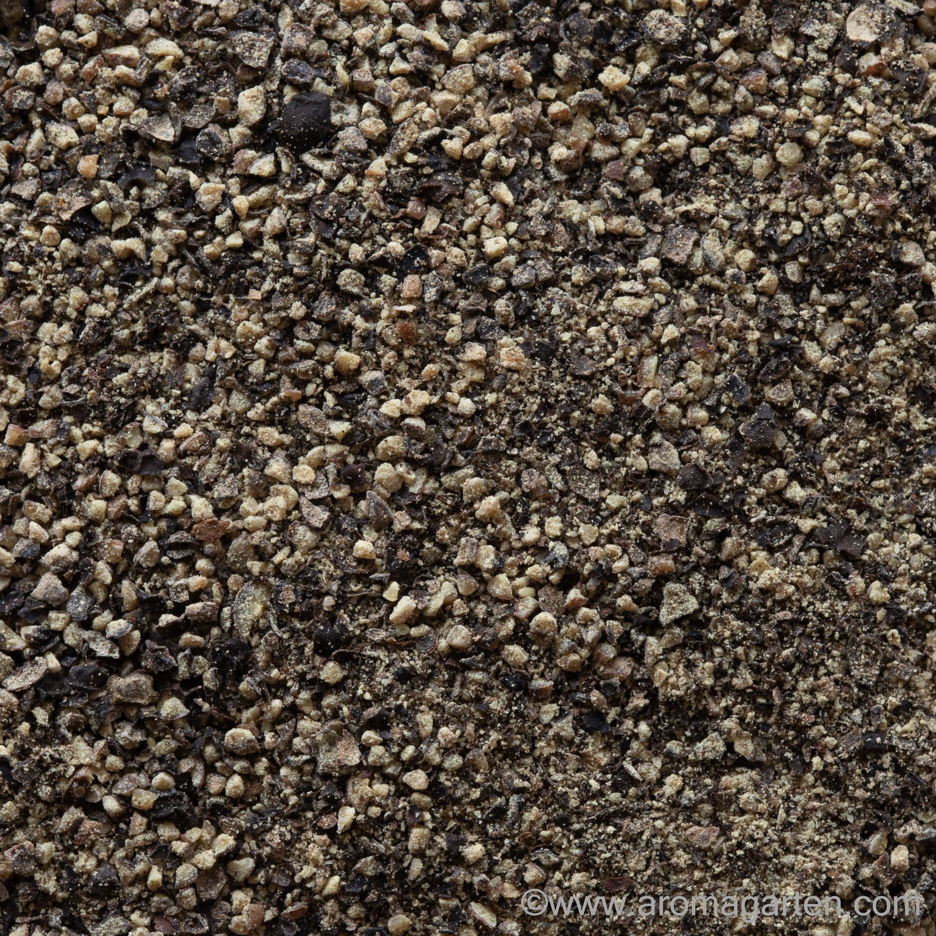Pfeffer, schwarz, geschrotet aus Sri Lanka